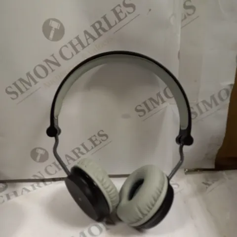 BOX OF 10X METRO WIRELESS HEADPHONES - BLACK 