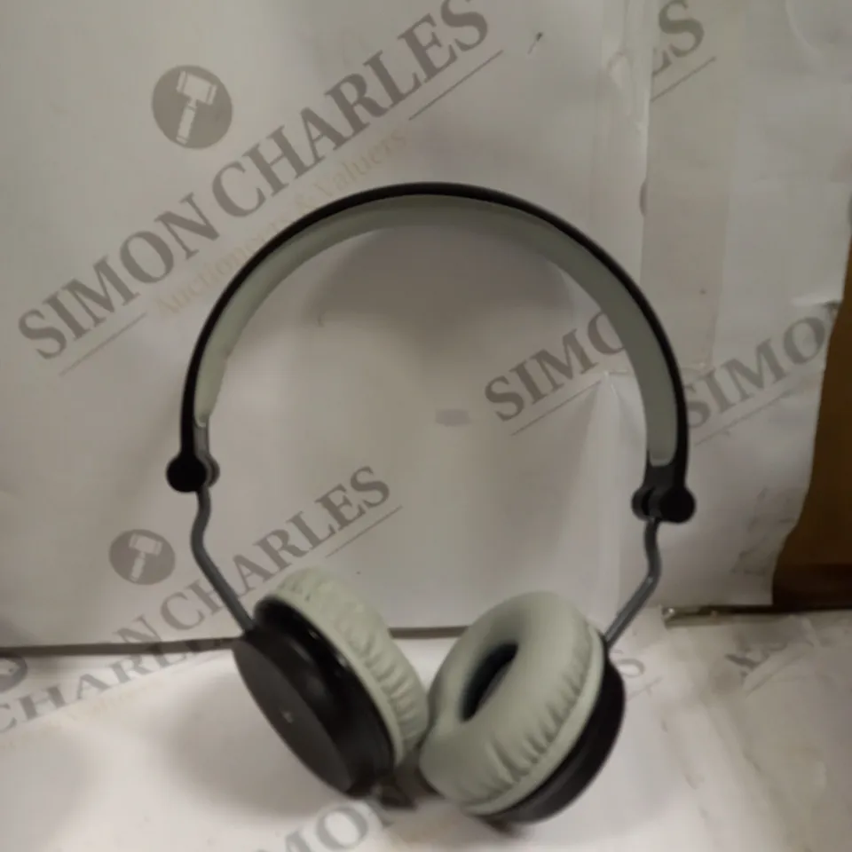 BOX OF 10X METRO WIRELESS HEADPHONES - BLACK 