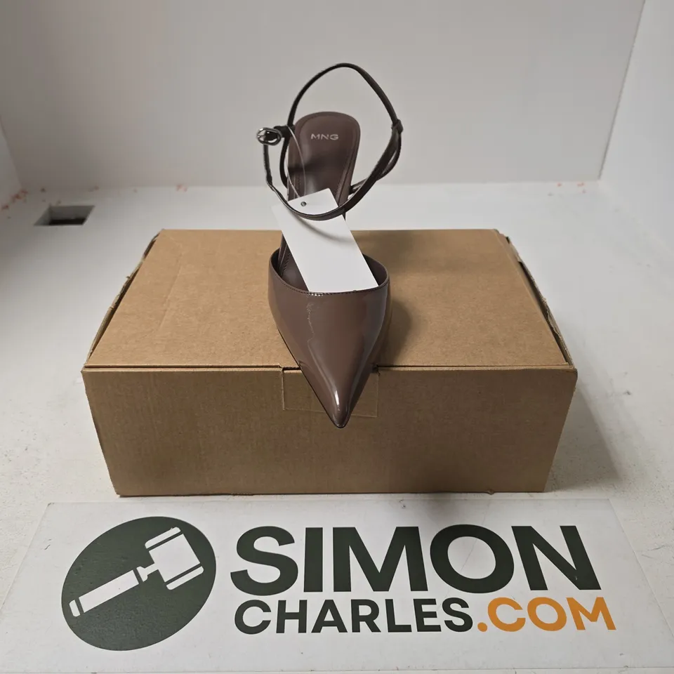 BOXED PAIR OF MNG ZAPATO HEELS IN BROWN - SIZE 39