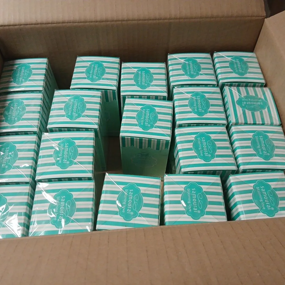 BOX OF APPROX 20 SAMOURAI BLOSSOM LOVE FRAGRANCE MINIATURE GIFT BOX SET