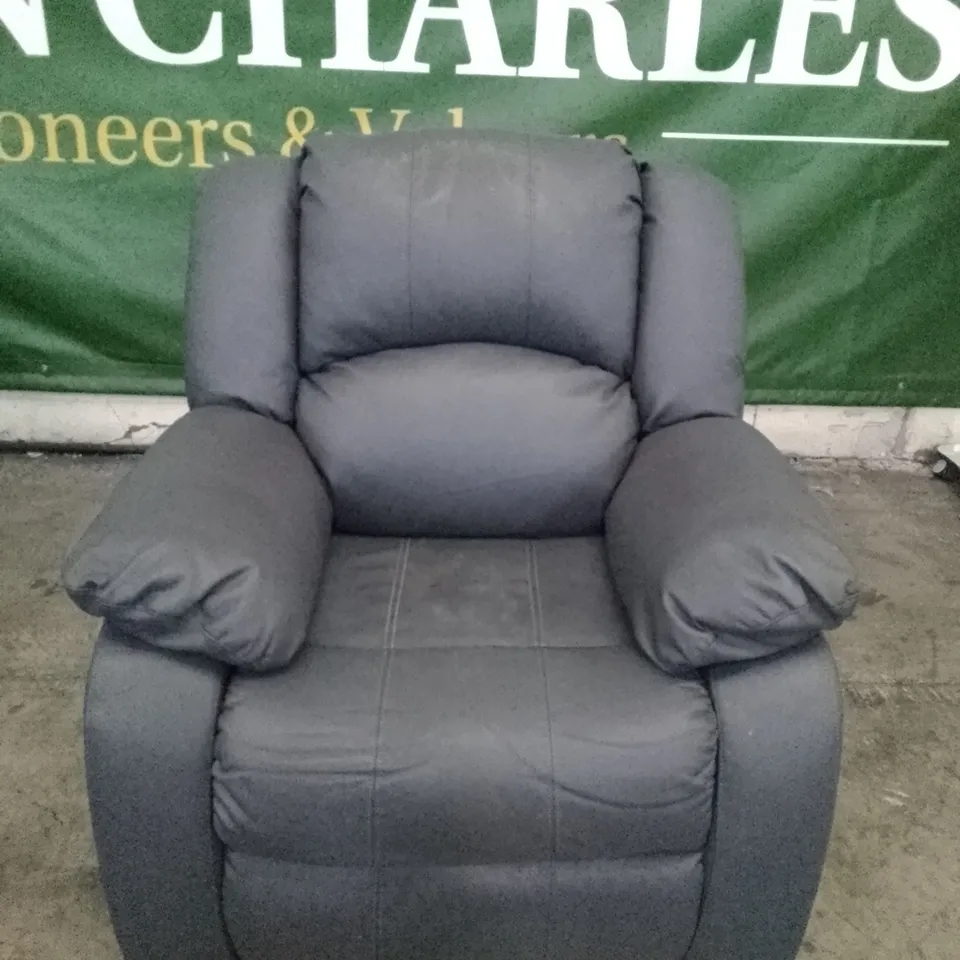 QUALITY DESIGNER DAKOTA MANUAL RECLINER ARMCHAIR - GREY LEATHER