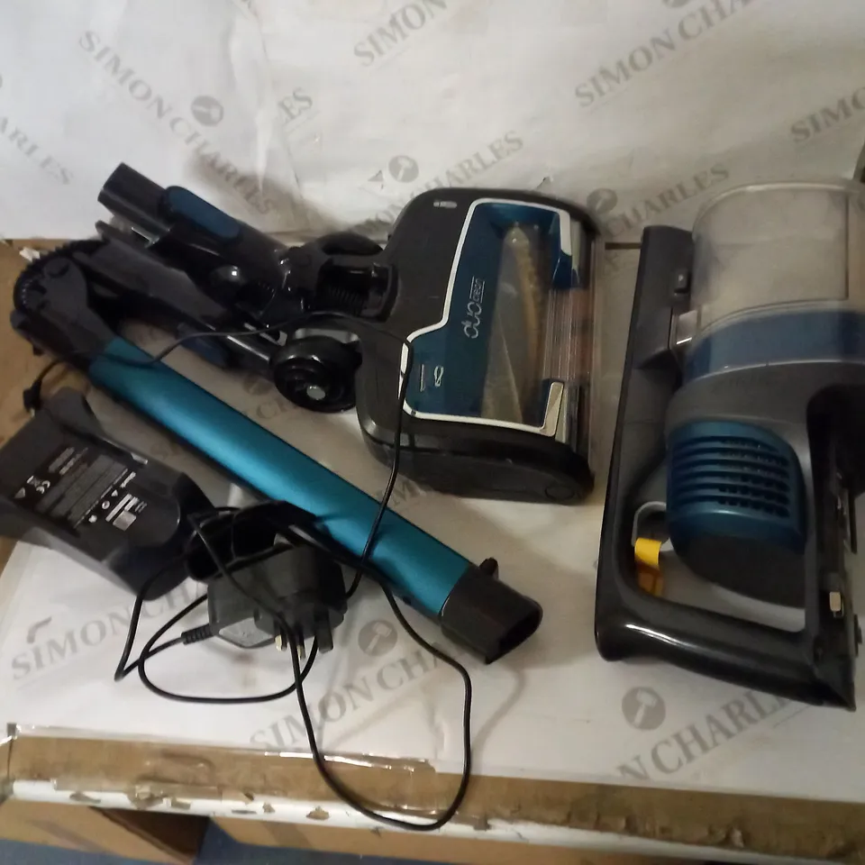 SHARK CORDLESS STICK VACUUM CLEANER