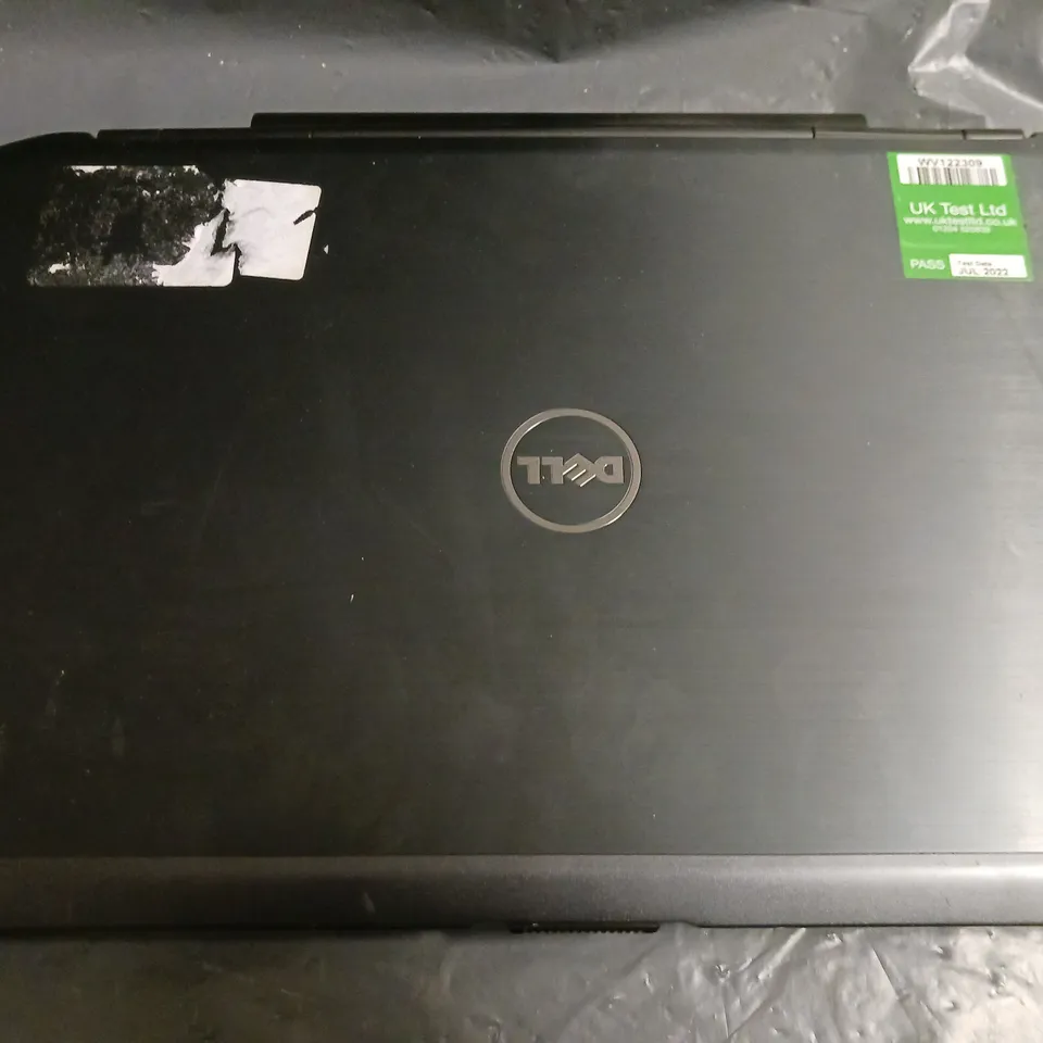 DELL LATITUDE E5530 LAPTOP