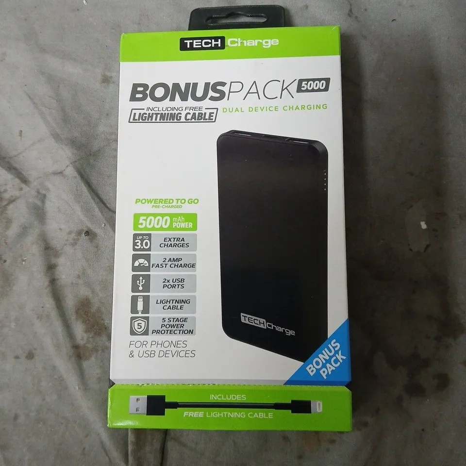 TECHCHARGE POWER BANK 5000MAH BONUS PACK WITH LIGHTNING CABLE (BOXED)