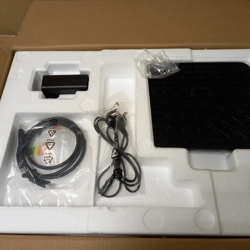 SAMSUNG ESSENTIAL MONITOR S33A