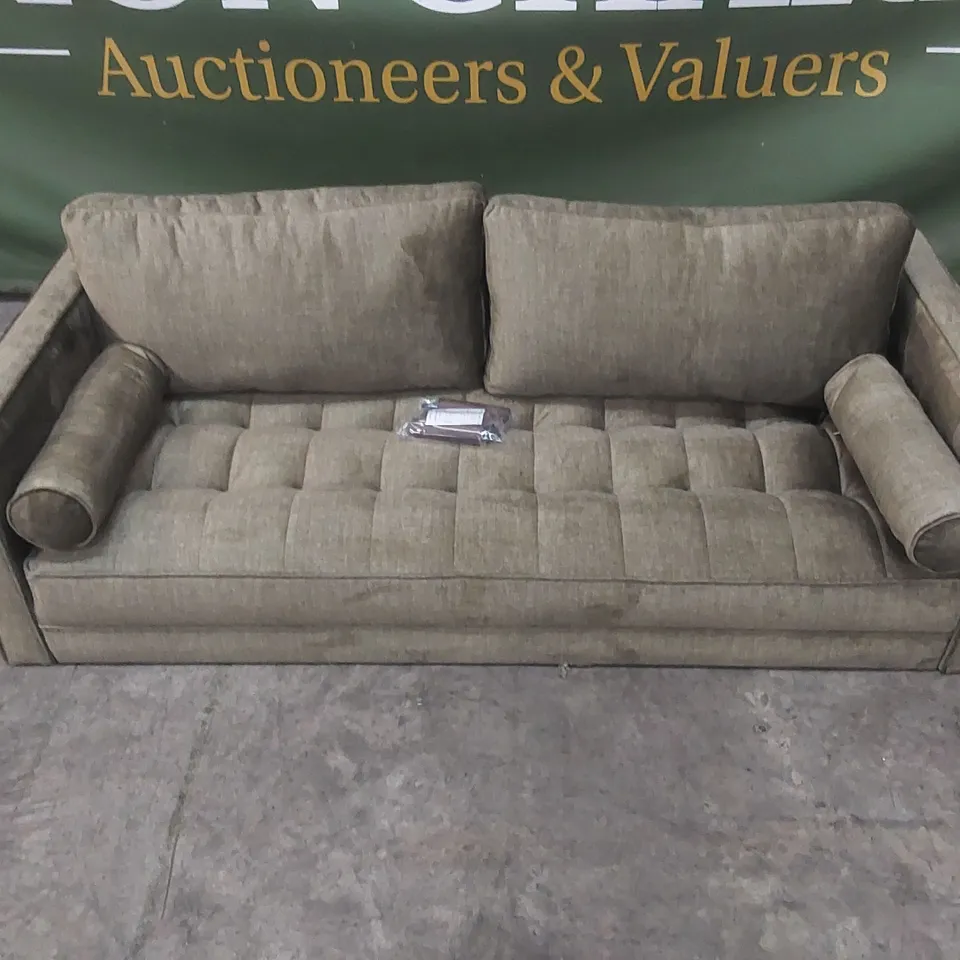 QUALITY DESIGNER NEW ORLEANS 3 SEATER UPHOLSTERED SOFA 