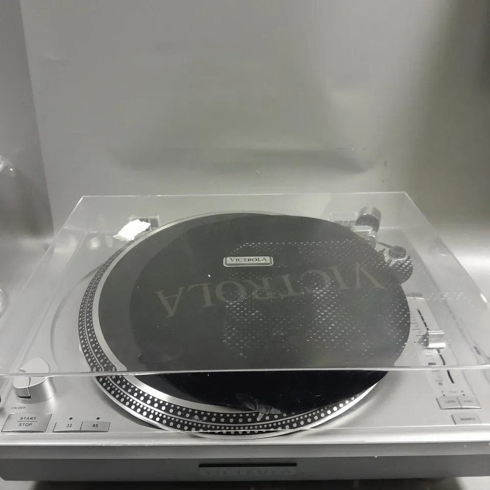BOXED VICTROLA VPRO-2000 PROFESSIONAL TURNTABLE