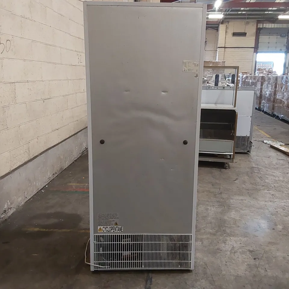ADEXA WR600 COMMERCIAL REFRIGERATOR 