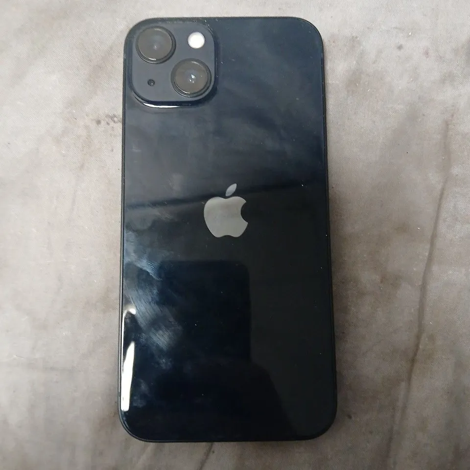APPLE IPHONE 13 IN NAVY