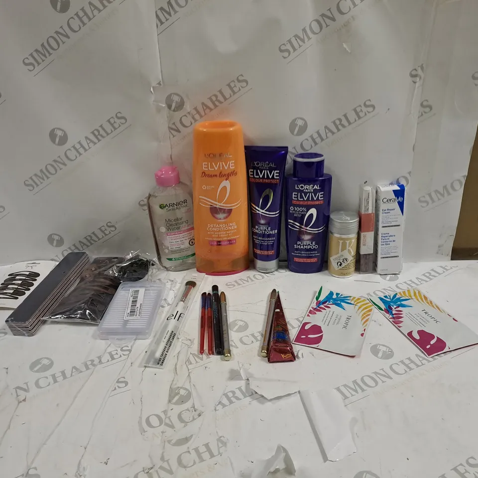 BOX OF 20 ASSORTED ITEMS TO INCLUDE LOREAL, CERA VE, GARNIER ETC 