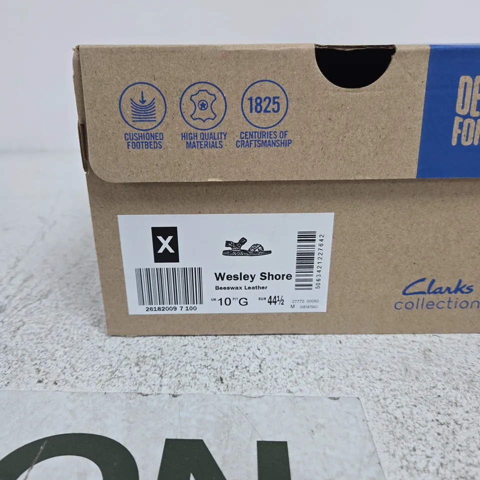 CLARKS WESLEY SHORE SANDALS – BEESWAX LEATHER, UK 10 (EU 44½)