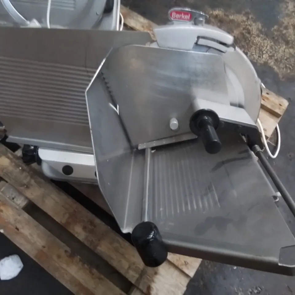 DEKO 800S MEAT SLICER 