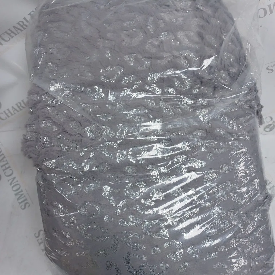 JULIEN MACDONALD ANIMAL FOIL PRINT THROW GREY 