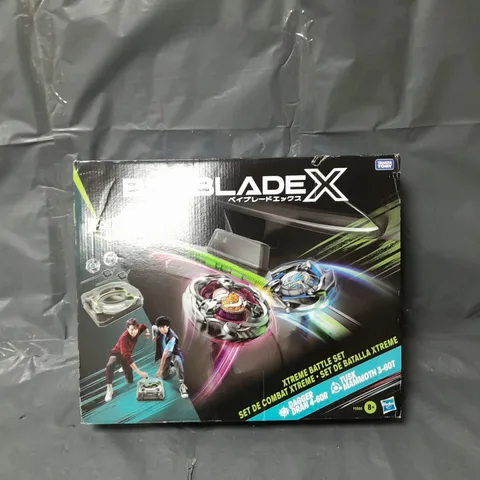 BEYBLADE X XTREME BATTLE SET 