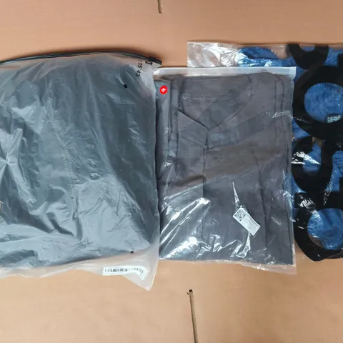 APPROXIMATELY 20 ASSORTED CLOTHING AND FASHION PRODUCTS IN VARIOUS STYLES AND SIZES - COLLECTION ONLY