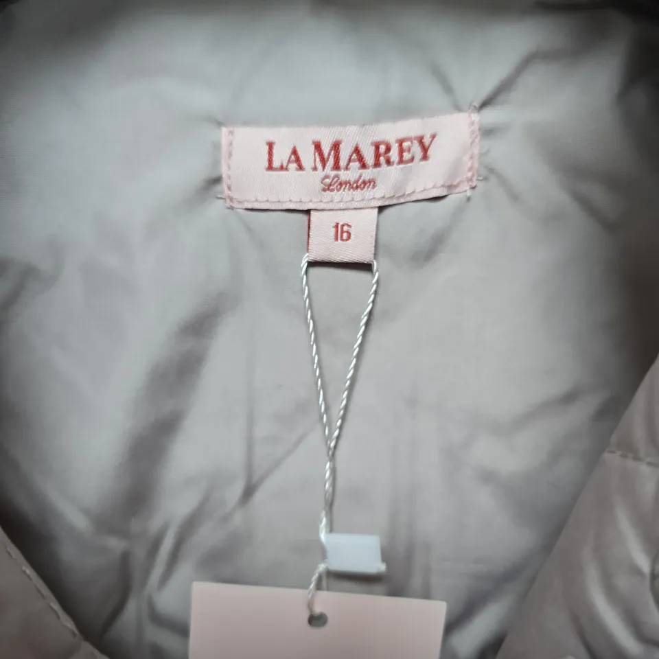 LA MAREY PADDED QUILTED PATTERN WOMEN'S JACKET IN PINK - SIZE 16