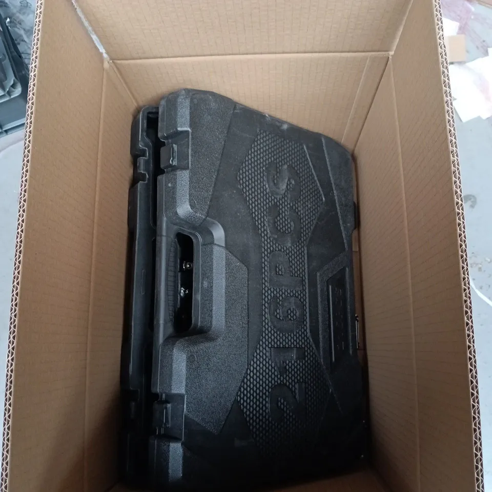 216 PIECE SOCKET AND WRENCH KIT IN BLACK CASE