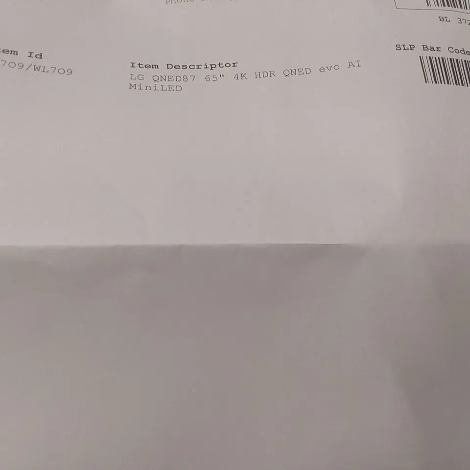 PALLET CONTAINING A LARGE QUANTITY OF ASSORTED DAMAGED TVs