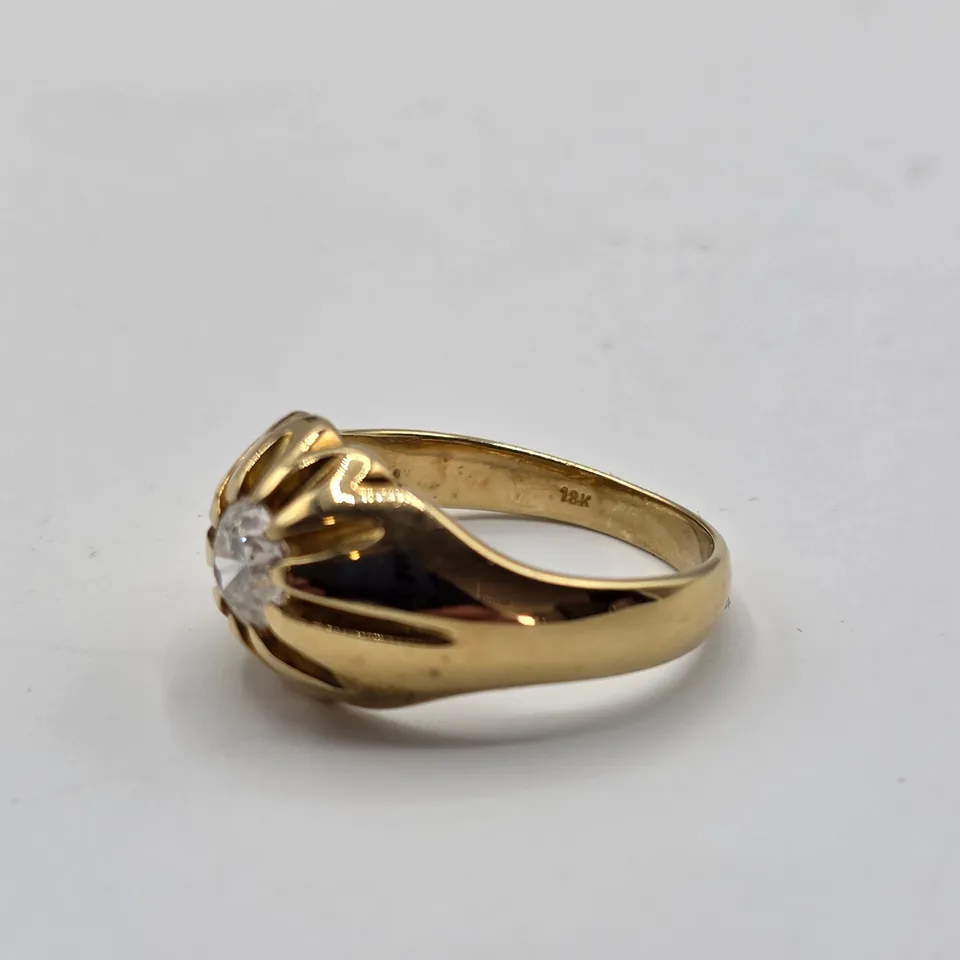 18CT YELLOW GOLD GENTS RING SET WITH A NATURAL DIAMOND WEIGHING +-1.00CT