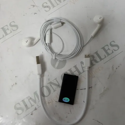 BOXED STTWUNAKE DIGITAL VOICE RECORDER