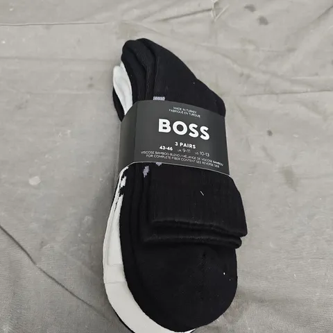 HUGO BOSS SOCKS - X3 - SIZE 9/11