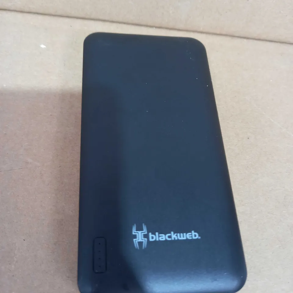 BLACKWEB POWER BANK