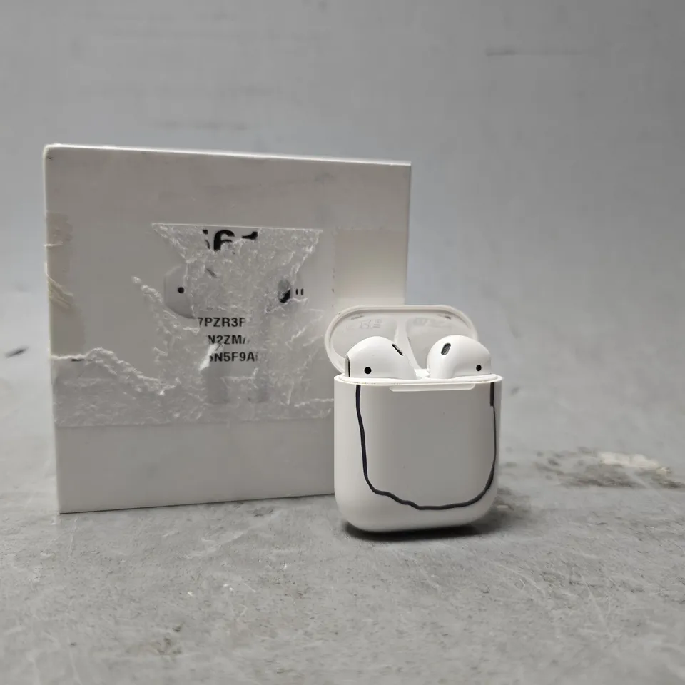 APPLE AIRPODS WITH CHARGING CASE A1602