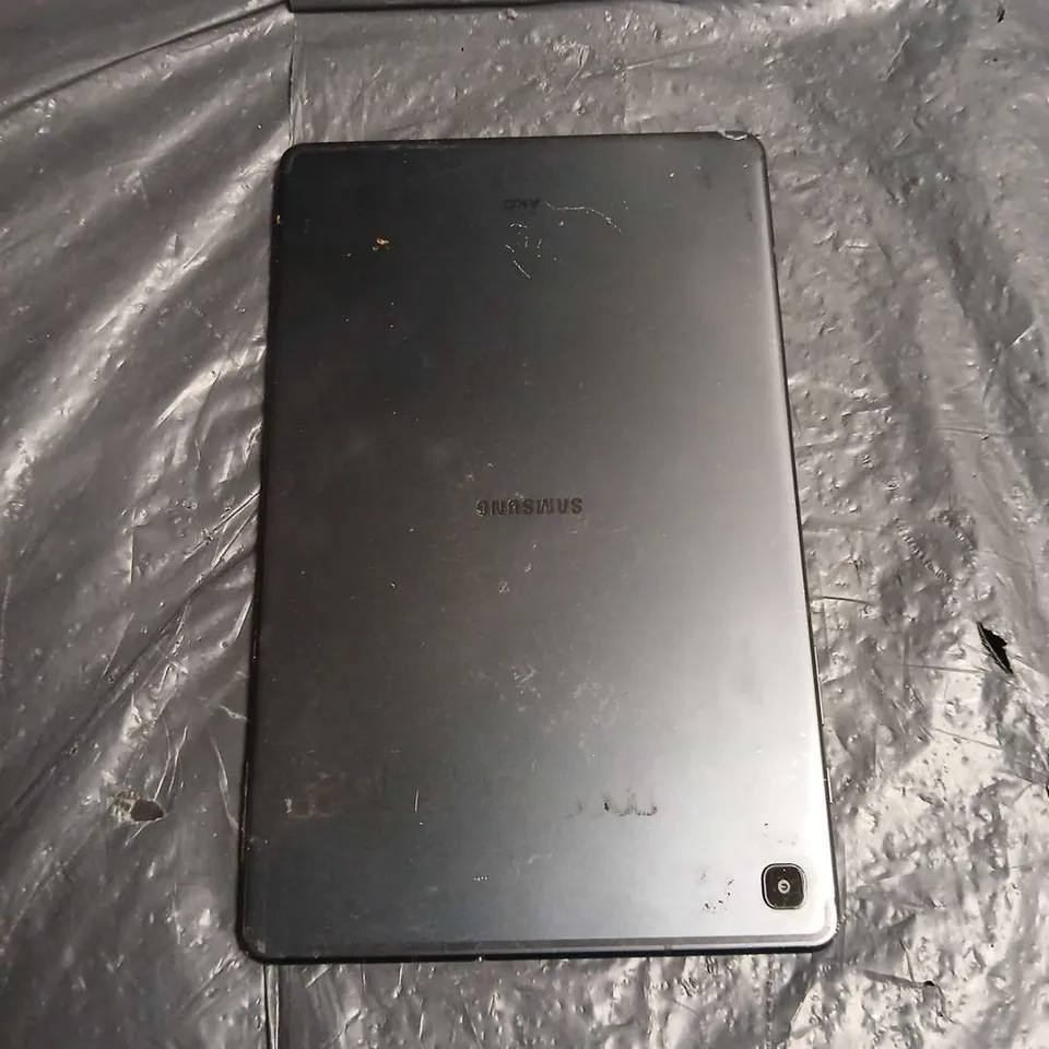 SAMSUNG TABLET – FRONT CRACKED SCREEN