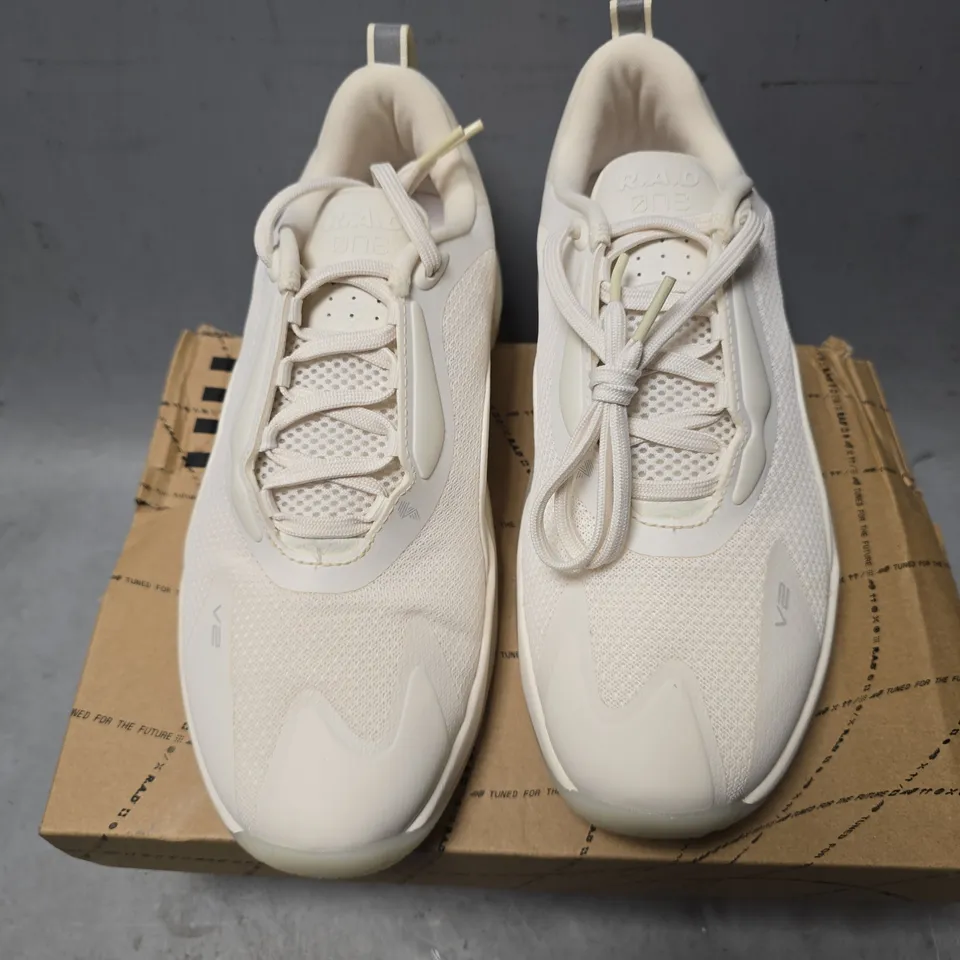BOXED R.A.D ONE V2 SIZE 8