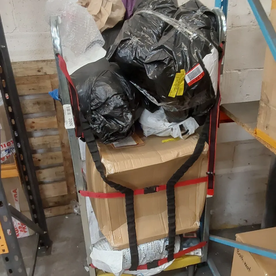 CAGE TO CONTAIN AN ASSORTMENT OF HOUSEHOLD PRODUCTS TO INCLUDE; CURTAINS, CUSHION COVERS, BEDDING ETC