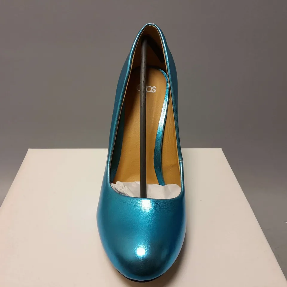 8 BOXED ASOS SCALA HIGH HEELS IN BLUE - UK 5