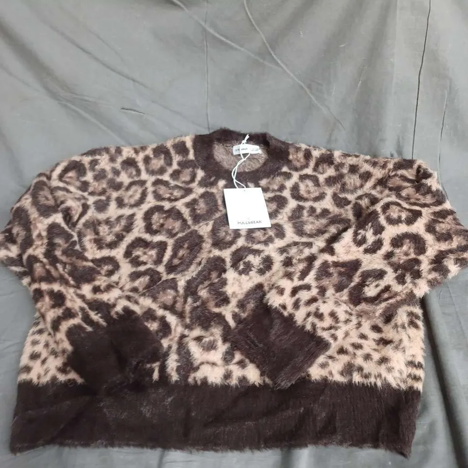 PULL & BEAR SWEATERIN BROWN LEOPARD SIZE S