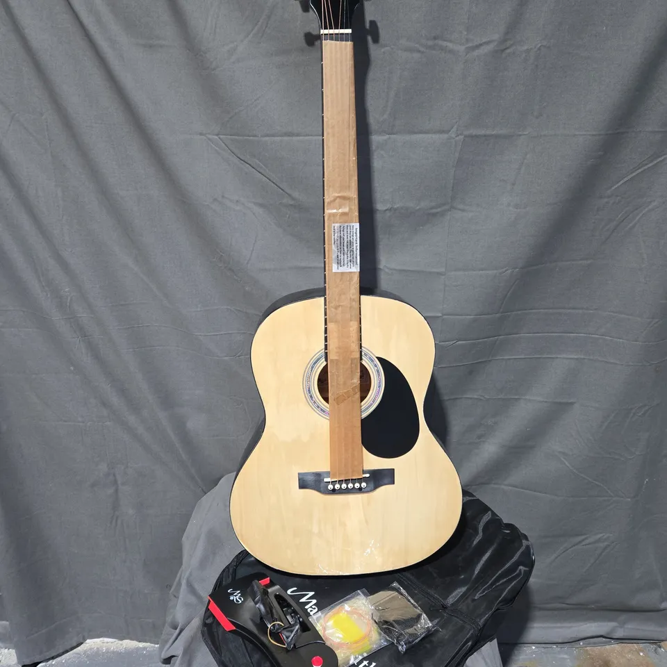 BOXED MARTIN SMITH FULL SIZE ACOUSTIC GUITAR IN NATURAL