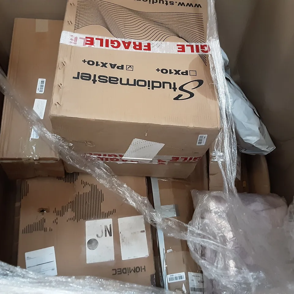 PALLET OF ASSORTED PRODUCTS INCLUDING GAZEBO CURTAIN SET, PREMIUM KING AIR BED, VIVE GEL SEAT, HOMIDEC, STUDIOMASTER 