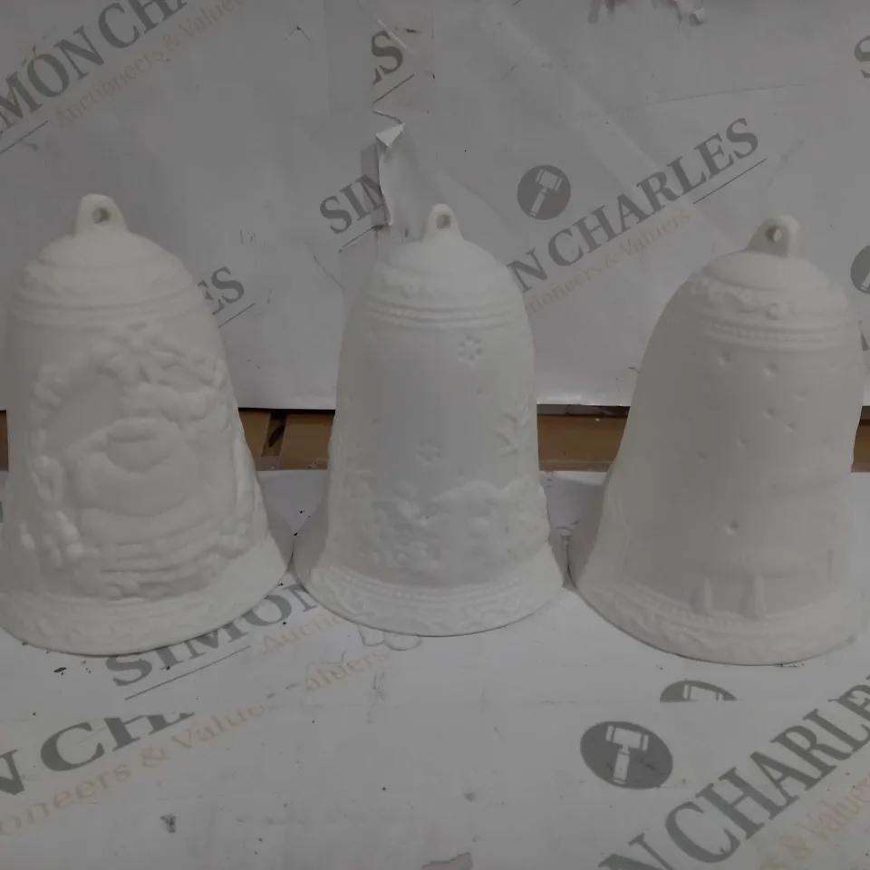 HOME REFLECTIONS 3 PROCELIAN BELLS