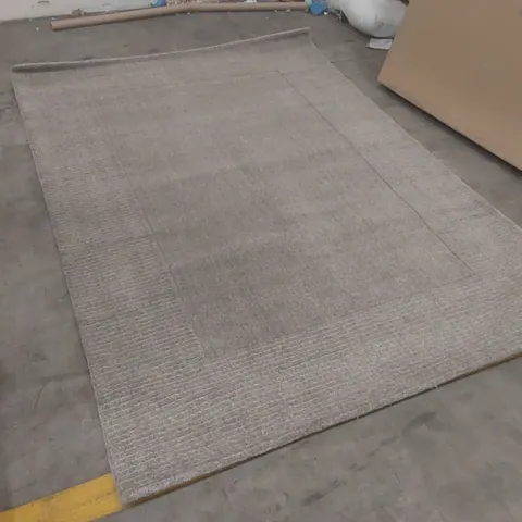 QUALITY DESIGNER AREA RUG - APPROXIMATELY 230 x 160cm