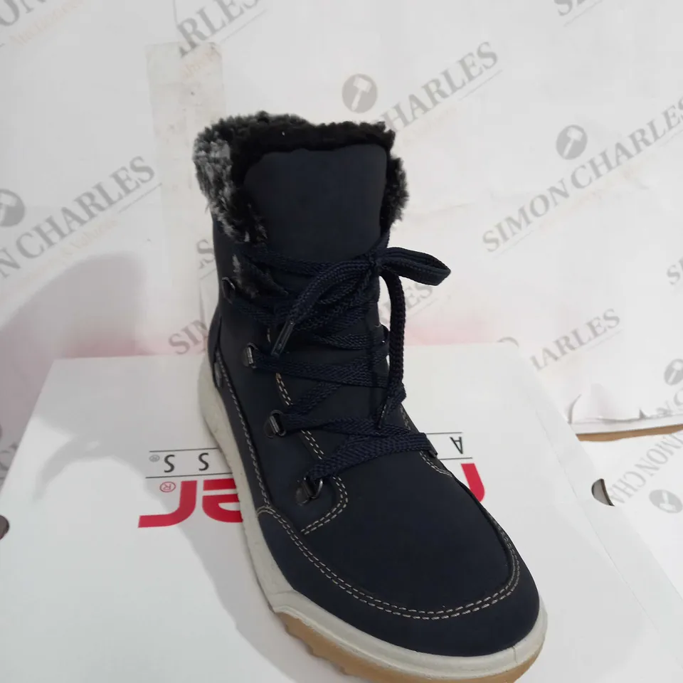 BOXED PAIR OF RIEKER WARM HIKING BOOTS, NAVY - SIZE 6 