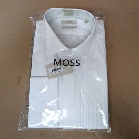 BAGGED MOSS REGULAR FIT WHITE PLEATED SHIRT - SIZE 16