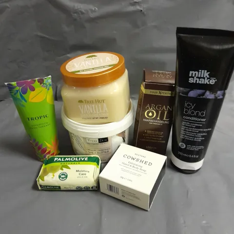 APPROXIMATELY 20 ASSORTED HEALTH & BEAUTY PRODUCTS TO INCLUDE MILKSHAKE ICY BLOND CONDITIONER, TREE HUT VANILLA BODY SUGAR SCRUB AND TROPIC HAND CREAM