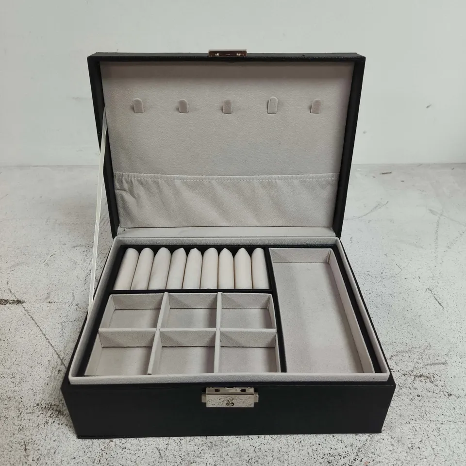 LIVMORE BLACK JEWELLERY STORAGE BOX
