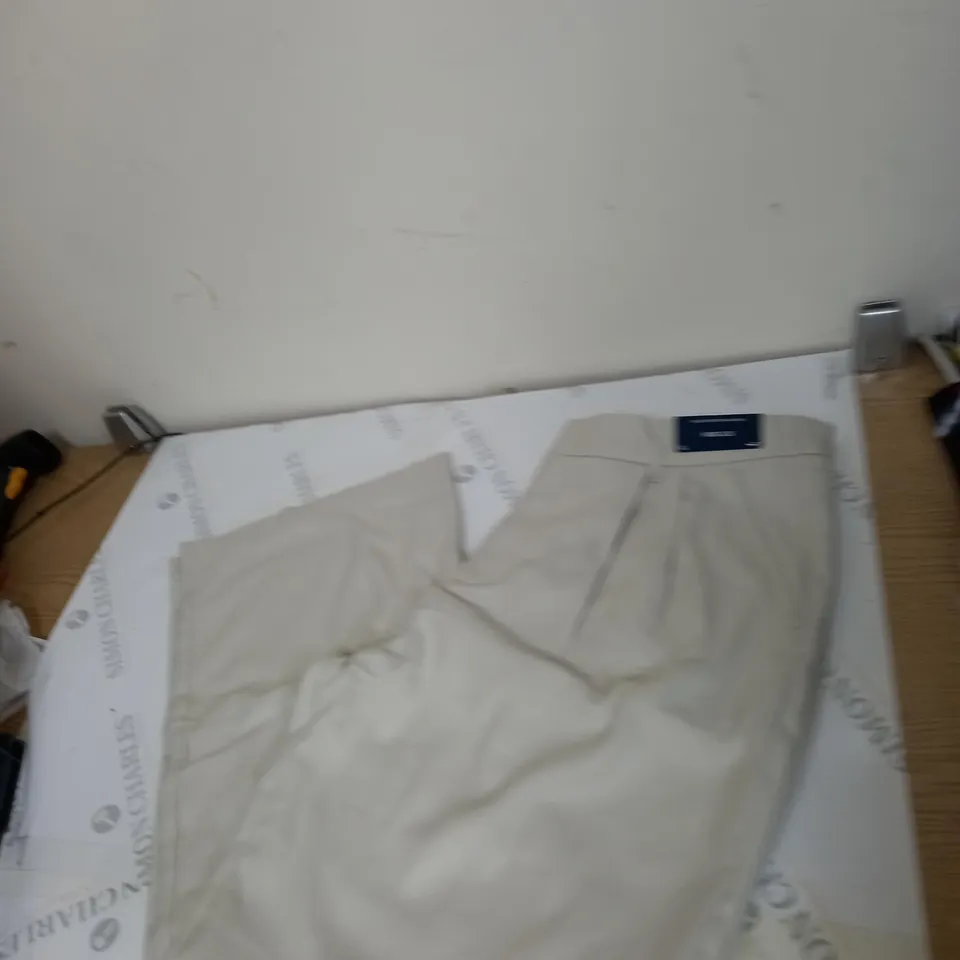 HOLLISTER LONG LEG TROUSERS CREAM - XL