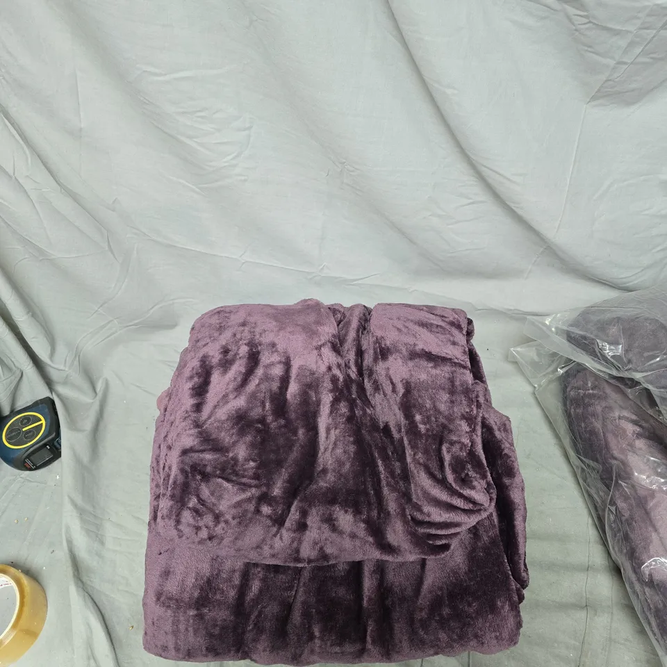 PURPLE PLUSH FAUX-FUR THROW BLANKET