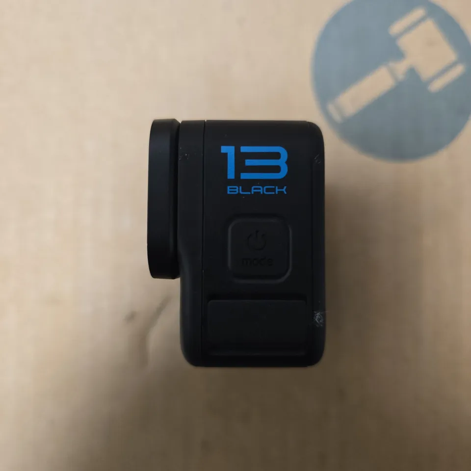 GOPRO HERO13 BLACK ACTION CAMERA – CASE WITH USB-C CABLE & MOUNTING