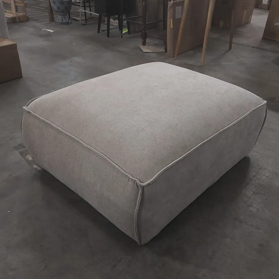 QUALITY DESIGNER FLEX FELIX MODULAR SYSTEM: FOOTSTOOL