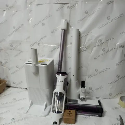 BOXED SHARK DETECT PRO 1.3L AUTO EMPTY VACUUM CLEANER IW3510UK