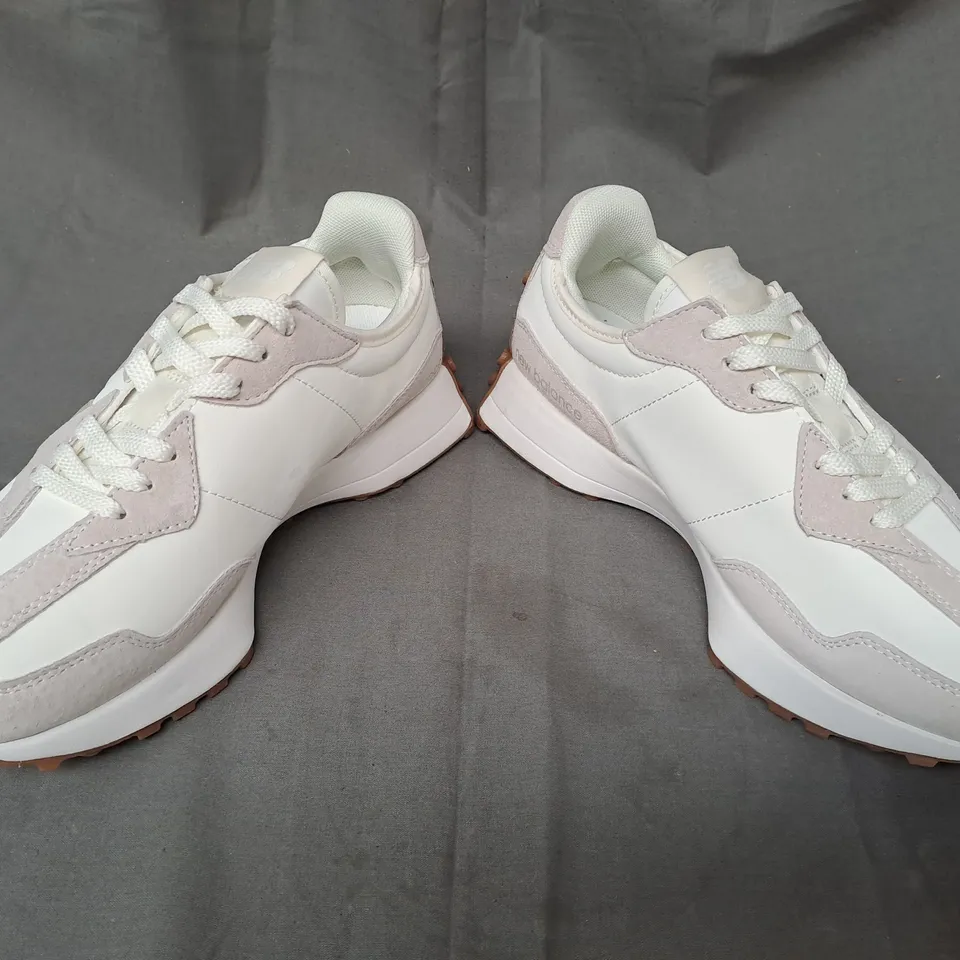 BOXED PAIR OF NEW BALANCE 327 SHOES IN WHITE UK SIZE 6.5