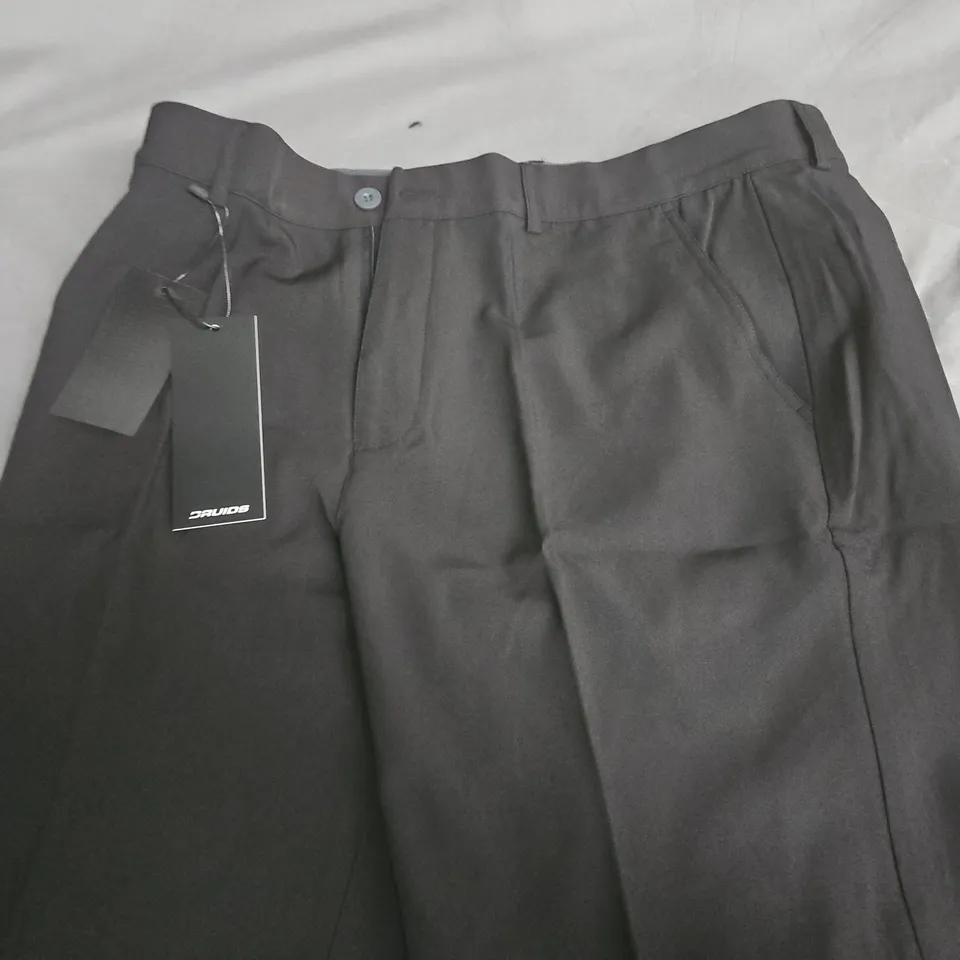 DRUIDS MEN'S CLIMA SHORTS BLACK, UK 36