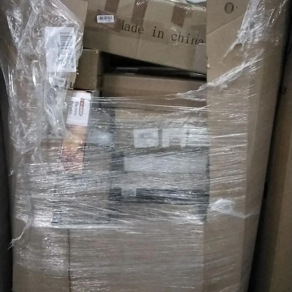 PALLET OF ASSORTED ITEMS INCLUDING VANITY MIRROR, KUYAL FAN HEATER, NEWDAY CEILING FAN, EXTENDABLE DRAPERY ROD AND DUST SHEETS