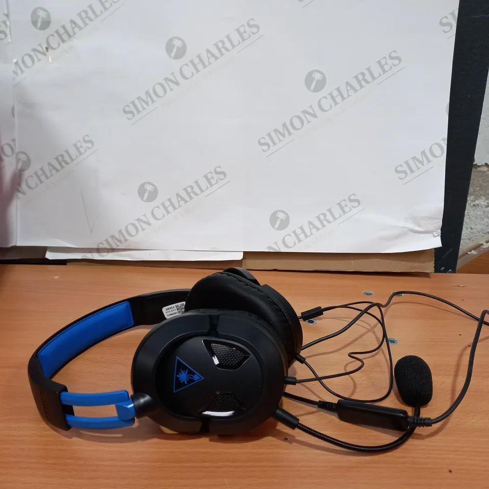 PS4 AND PS5 TURTLE BEACH GAMING HEADSET