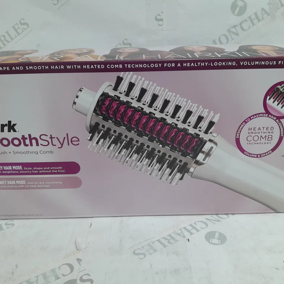 BOXED SHARK SMOOTHSTYLE HOT BRUSH & SMOOTHING COMB